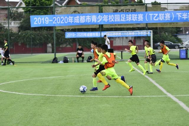 上海一男子因散布虚假爆炸信息遭受处罚